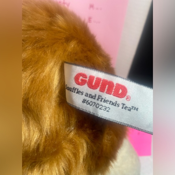 BNWT GUND SNUFFLES AND FRIENDS, TEA HedgeHog Adorable in Gund Plastic - Picture 4 of 11